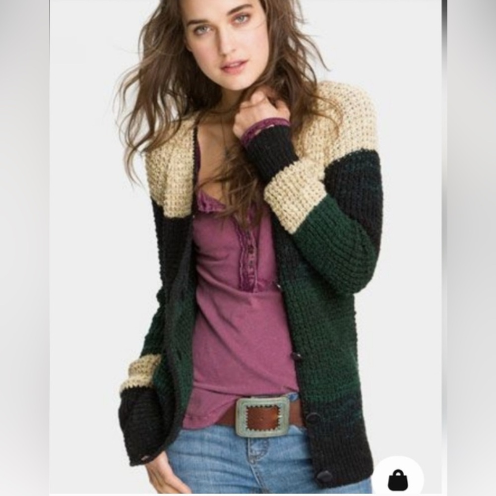 Free people sweater open knit plunge neck Tri color sz M